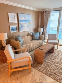 Building Photo - 6917 Collins Ave