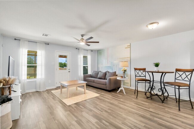 Building Photo - 14182 Harlequin Dr