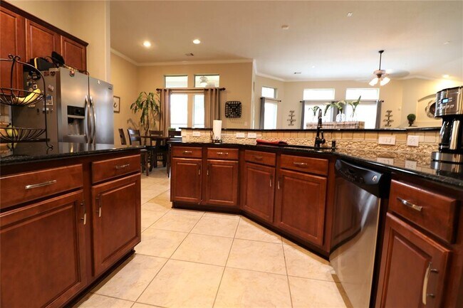 Building Photo - 6126 Emberwood Falls Dr