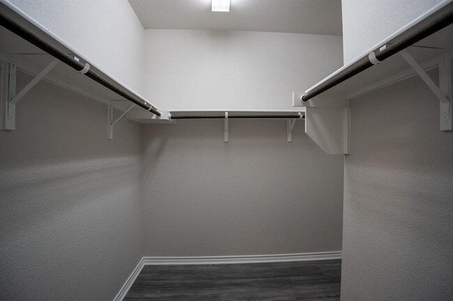 Building Photo - 252 Syrah Ct