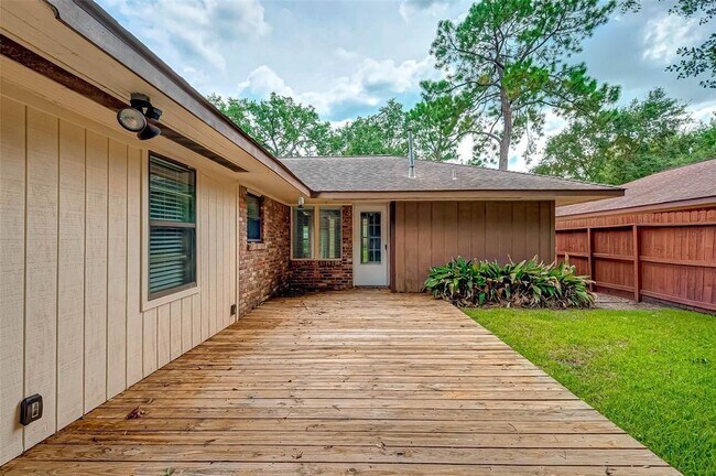 Building Photo - 4038 Cheena Dr