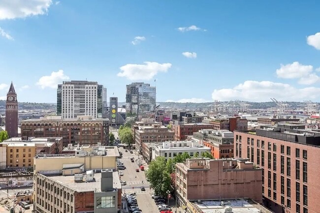 Building Photo - 201 Yesler Wy