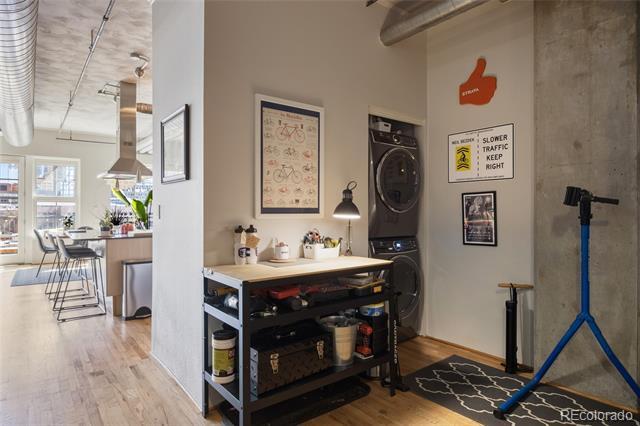 Building Photo - 1499 Blake St