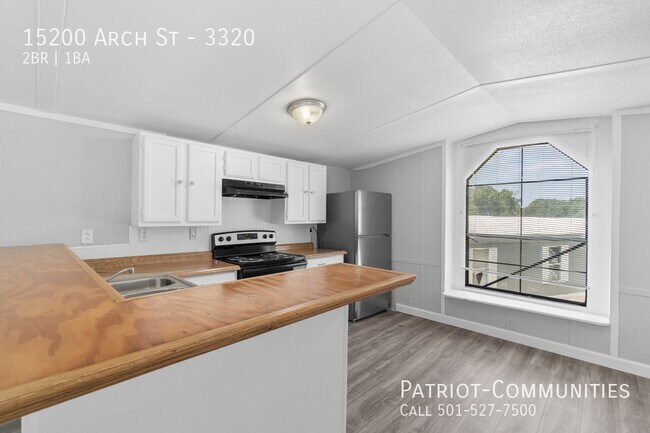 Building Photo - 15200 Arch St