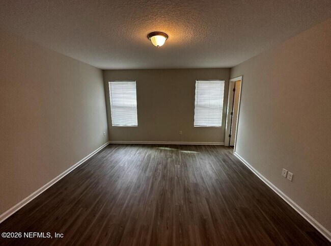 Building Photo - 8206 Halls Hammock Ct