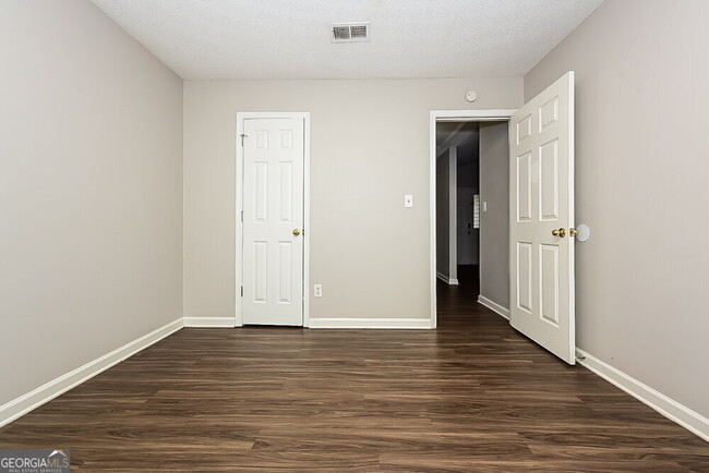 Building Photo - 236 Brandon Ridge Cir