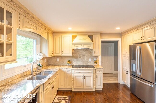 Building Photo - 47898 Lamplighter Trail