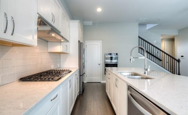 Building Photo - 6728 Cadence Blvd