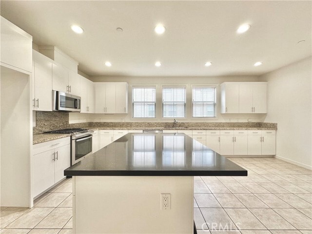 Building Photo - 21042 Cornerstone Dr