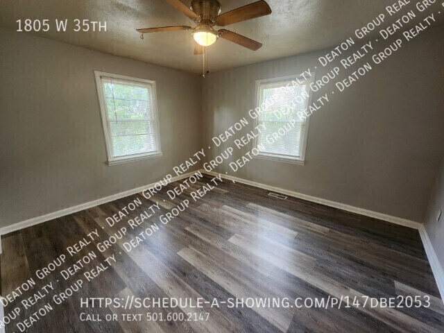 Building Photo - 1805 W 35th-
