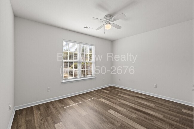 Building Photo - Beautiful Ranch House with 3 bed 2 bath ( Ballantyne area )
