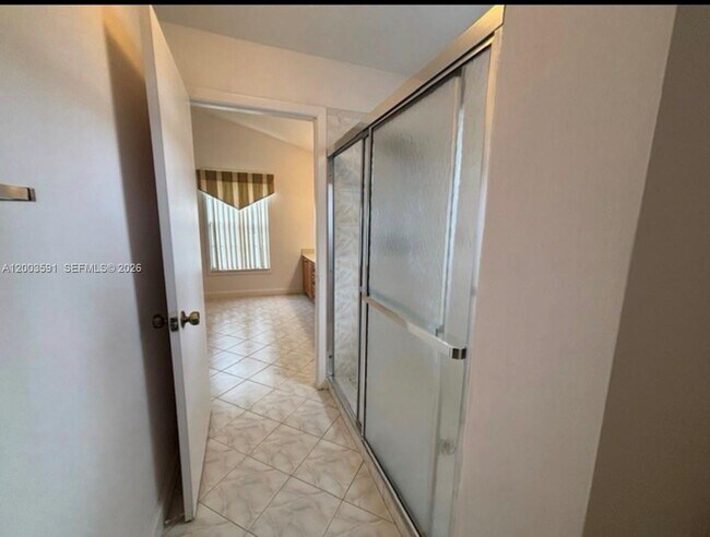 Building Photo - 12149 Quilting Ln