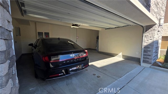 Building Photo - 3562 Indigo Privado