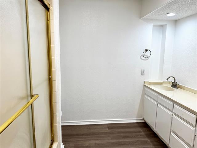 Building Photo - 3935 Firethorn Dr