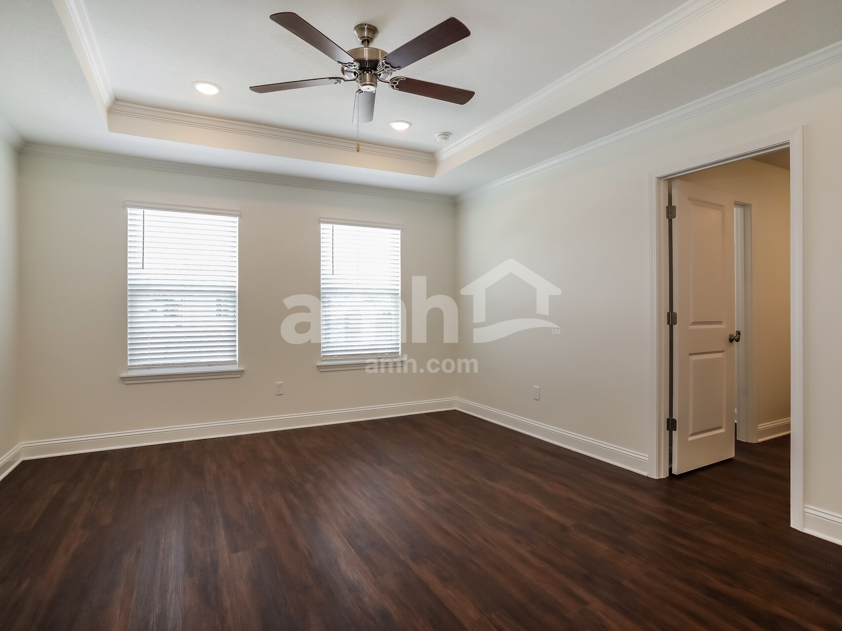 Building Photo - 84 Elcano Ln