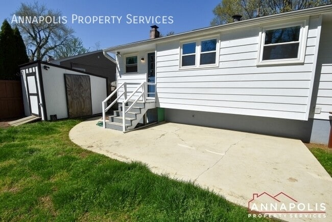 Building Photo - 757 Warren Dr