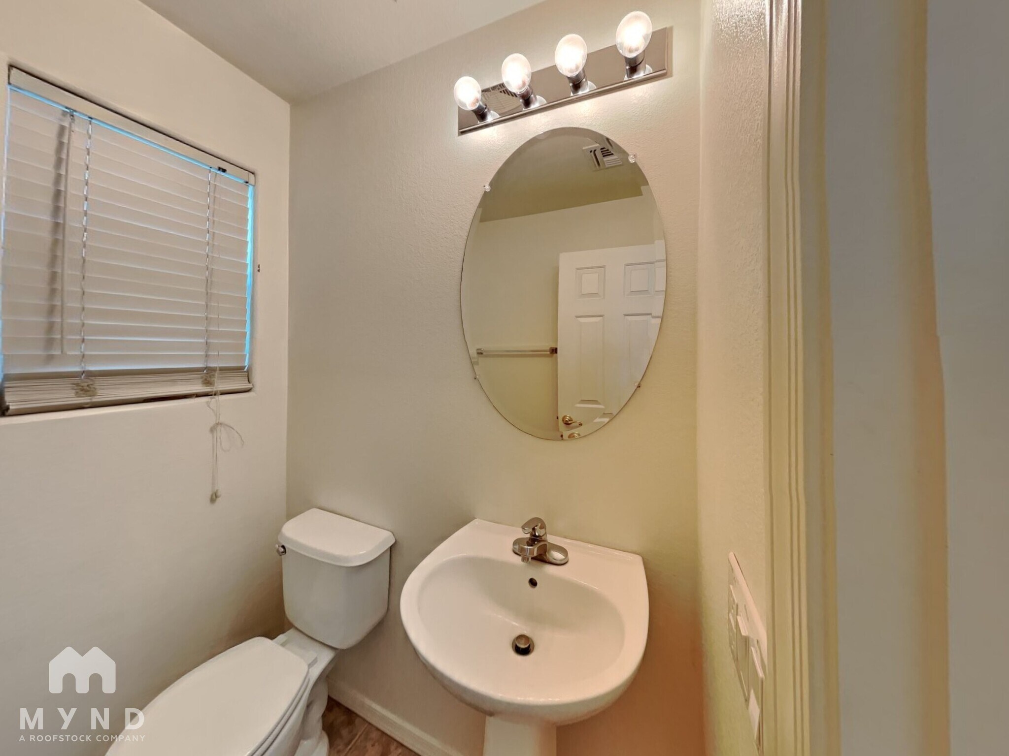 Building Photo - 4230 E Deer Dancer Way