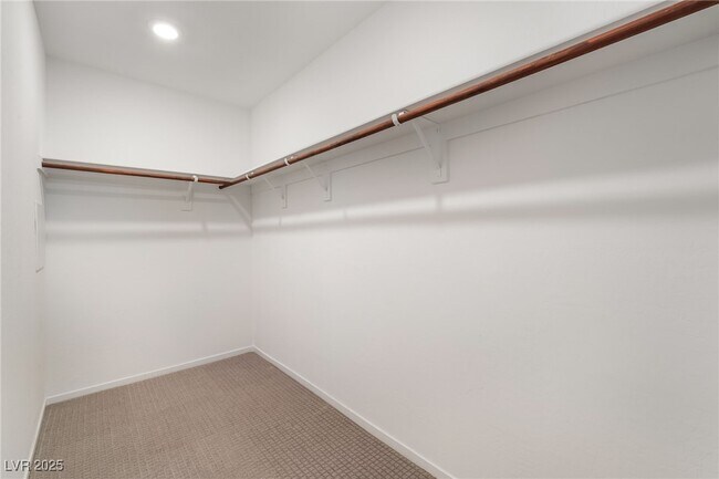 Building Photo - 25 Lomita Heights Dr