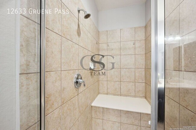 Building Photo - 12633 Gruene Pass