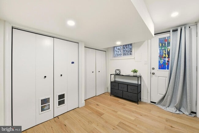 Building Photo - 5113 4th St NW