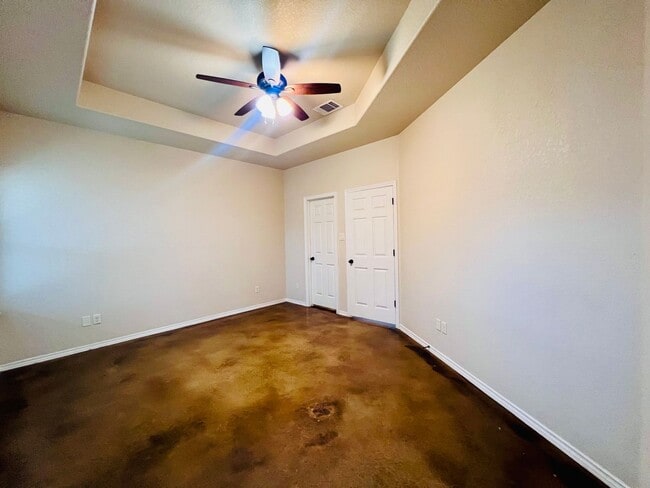 Building Photo - 10147 Westover Bluff