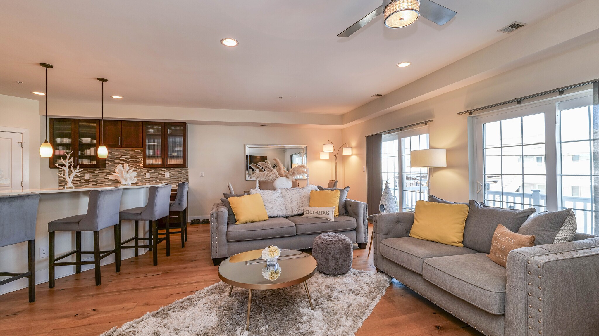 Building Photo - 210 N Madison Ave