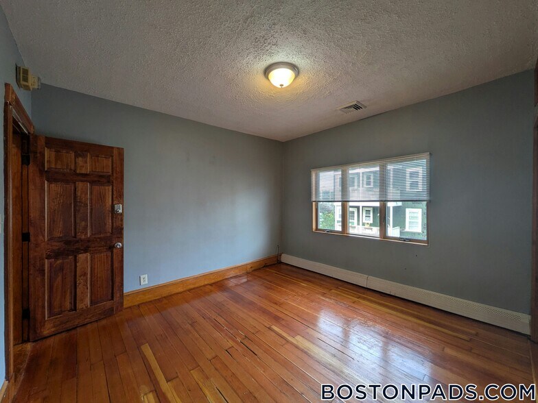 Building Photo - 80 North St