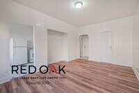 Building Photo - 2850 1/4 Leeward Ave-104