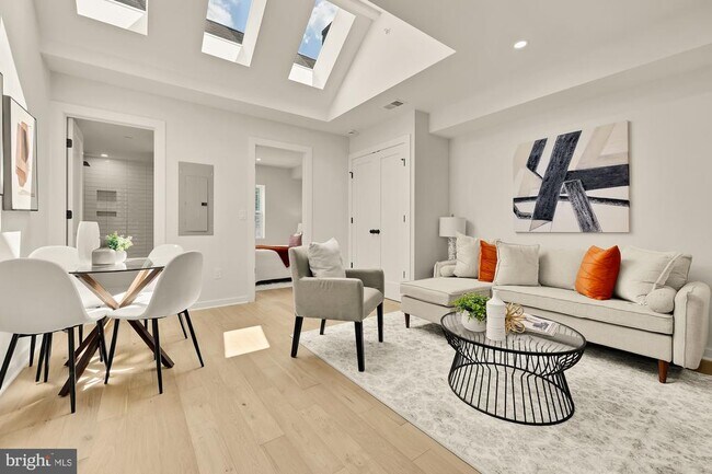 Building Photo - 2610 41st St NW