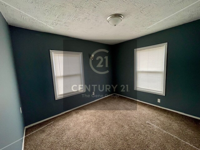 Building Photo - 2114 Wayne Ave