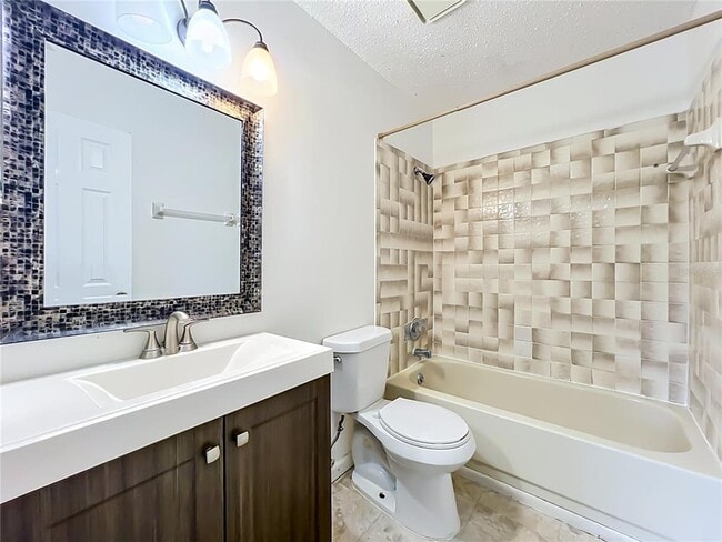 Building Photo - 1604 Little Falls Cir