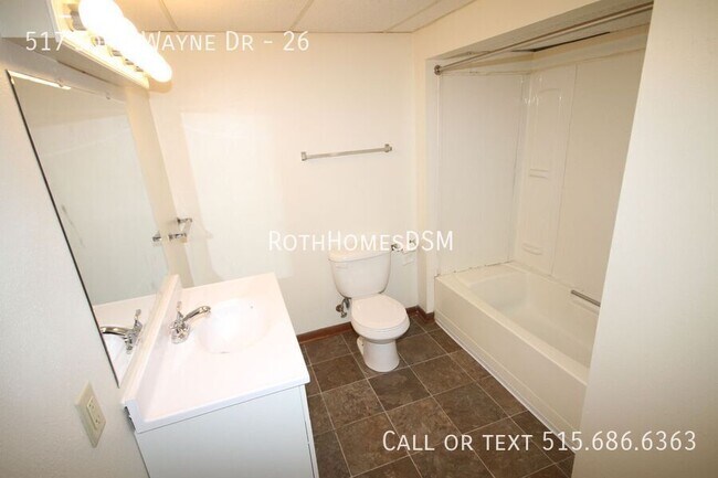 Building Photo - 517 S John Wayne Dr