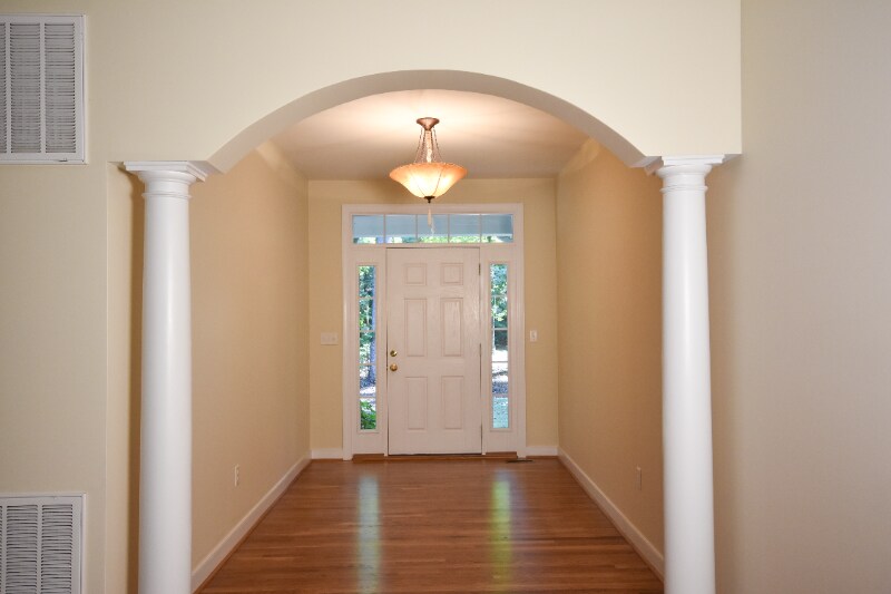 Building Photo - 19495 Briar Patch Dr