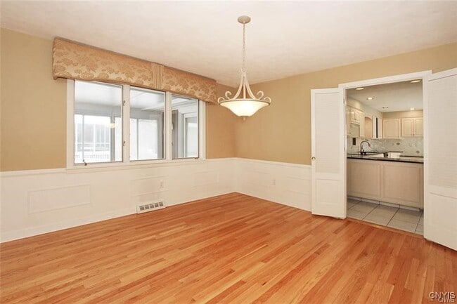 Building Photo - 101 Britain Rd