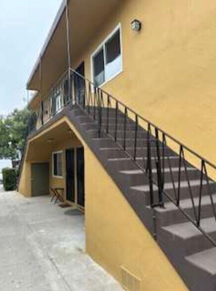 Building Photo - 7727 Walker Ave
