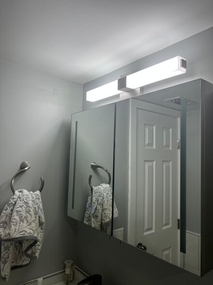 Building Photo - 1105 S Flagler Ave