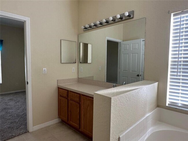 Building Photo - 2761 Shady Ave