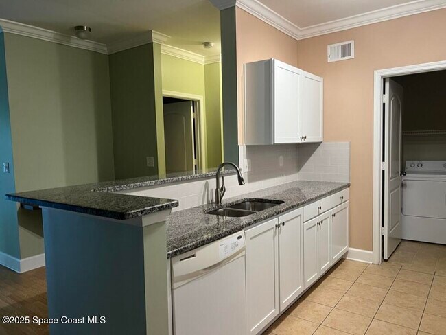 Building Photo - 6450 Borasco Dr