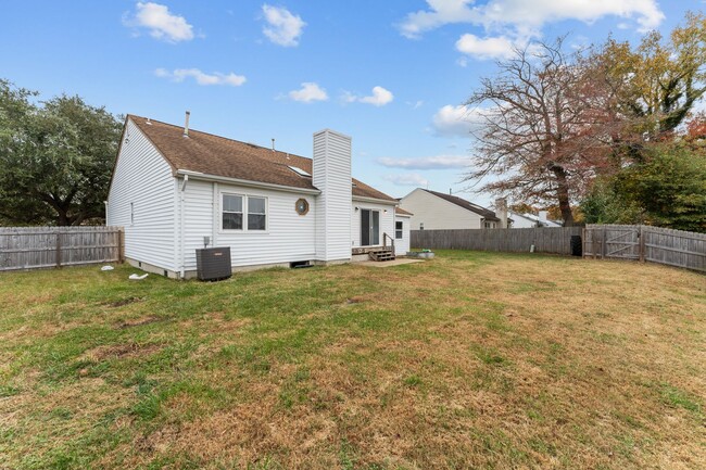 Building Photo - Radiant ranch-style home in Chesapeake!