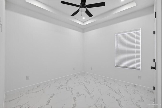 Building Photo - 12504 N 39th St