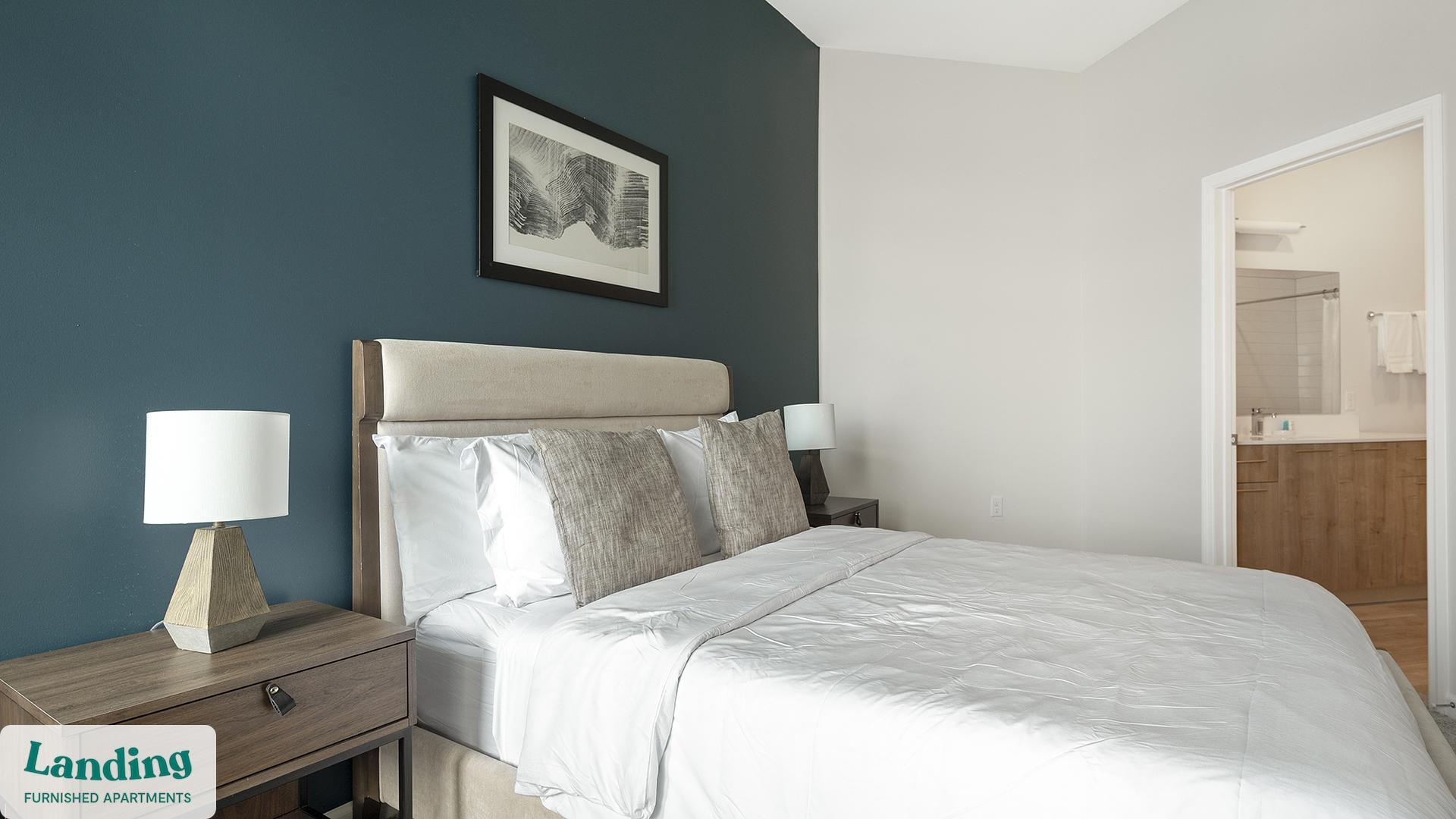Building Photo - 5256 International Dr