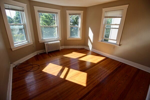 Building Photo - 20 Teel St