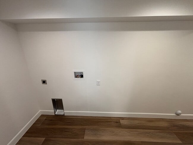 Building Photo - 1063 Chokecherry St