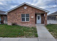 Building Photo - 2800 Steve's Way