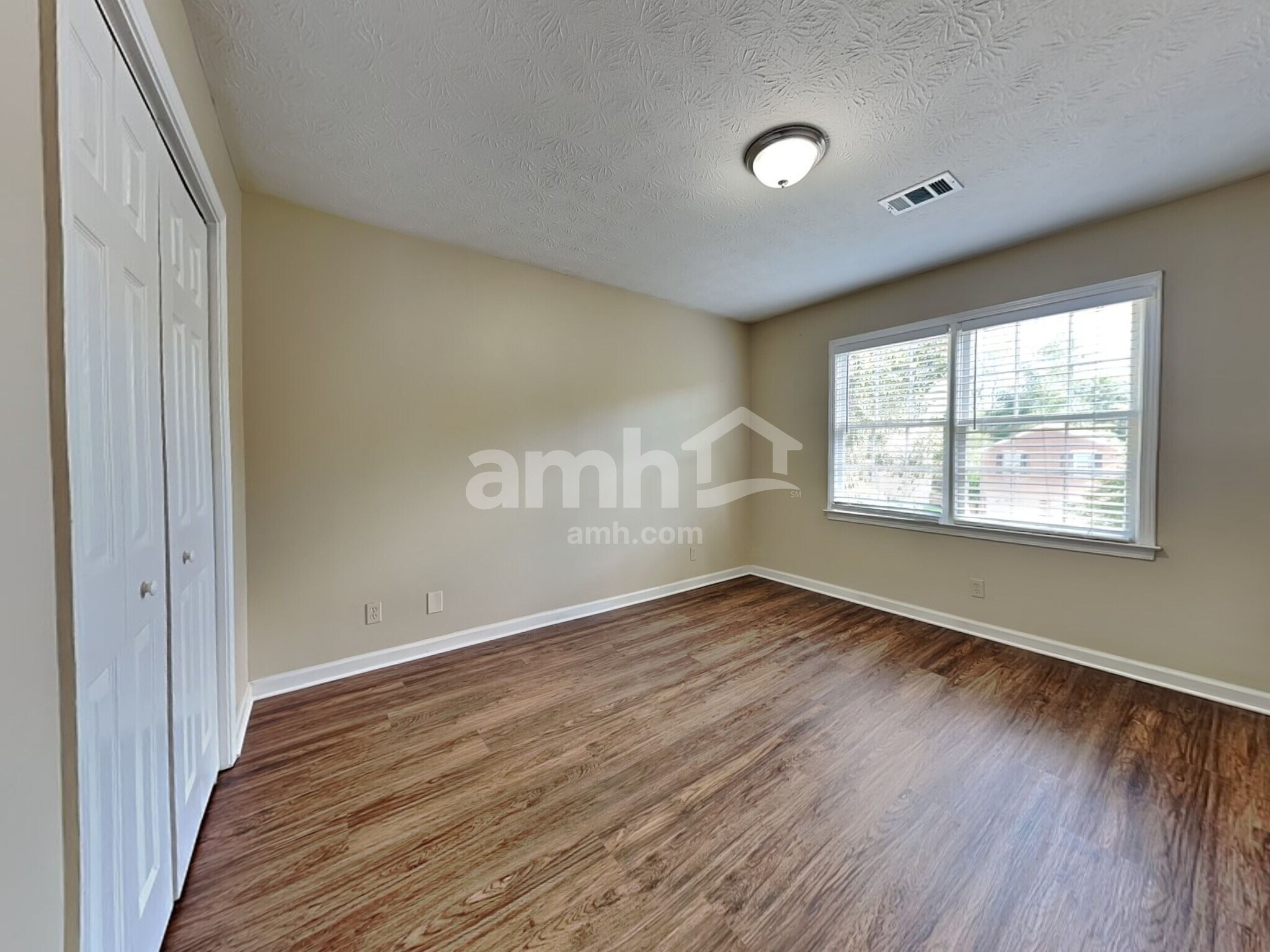 Building Photo - 1839 Stonebrook Way