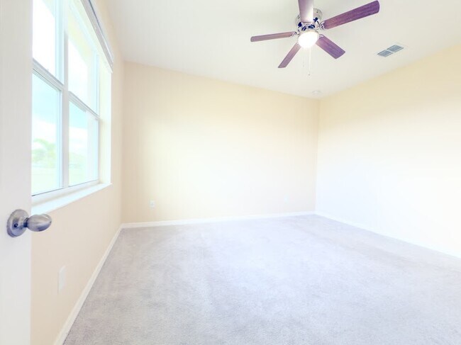 Building Photo - 1515 McDermott Rd