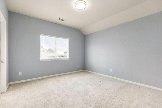 Building Photo - 7559 Autumn Sun Dr