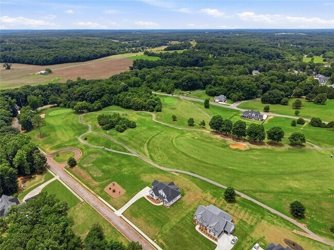 Building Photo - 2049 Chestnut Oak Trl