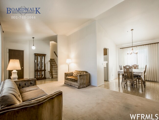 Building Photo - Updated 5-Bedroom Home in Sandy