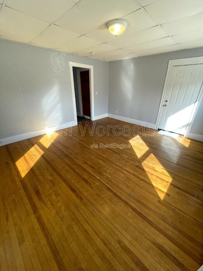 Building Photo - 15 Goulding St